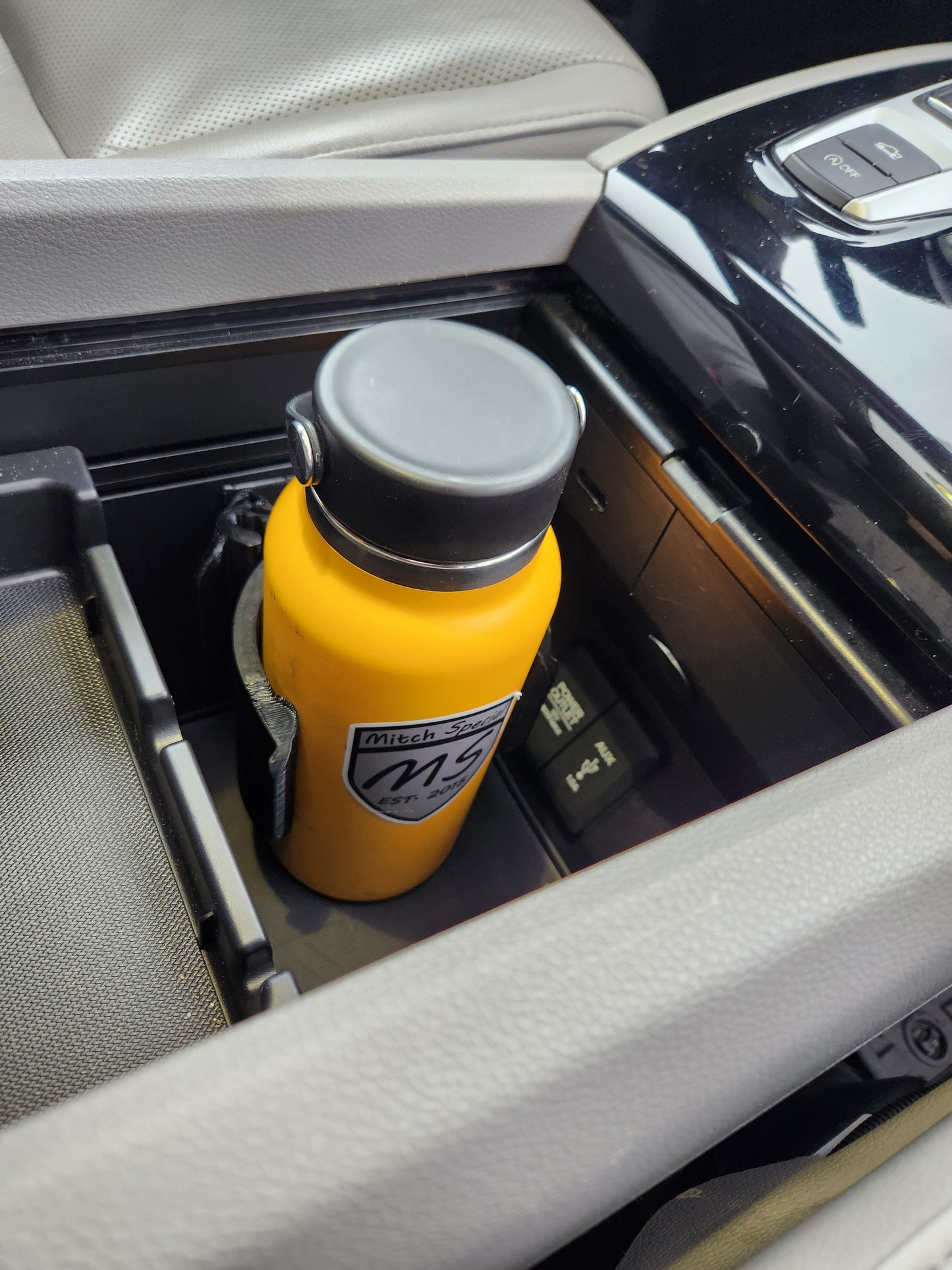 Oversized Water Bottle Holder For Honda Passport (2019-2023)