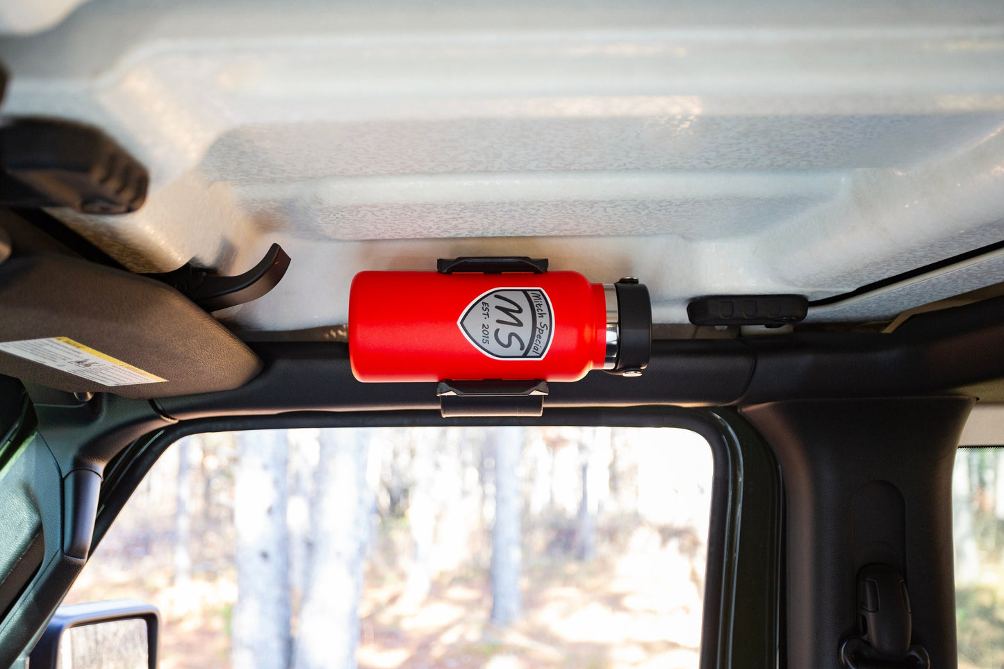 Heavy-Duty Bottle Holder for Jeep JL features a sleek, compact design
